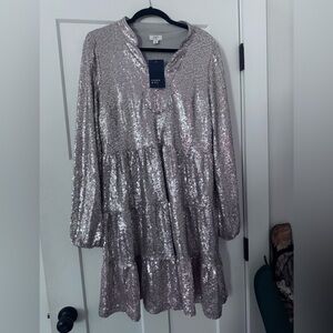 Crown & Ivy Sequin Tiered Dress – Size M– New With Tags